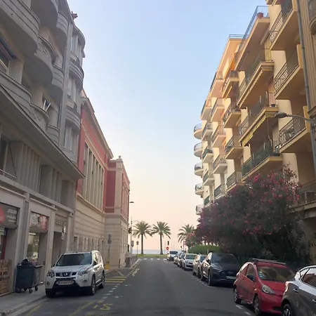 Nice, Seaside * Niza